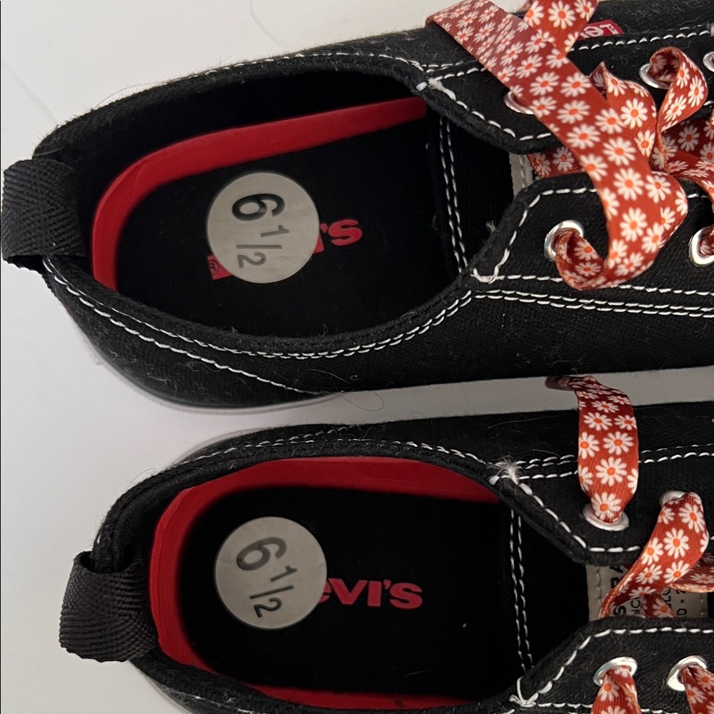 Levi's Black Anikin‎ Canvas Sneakers - Picture 11 of 14